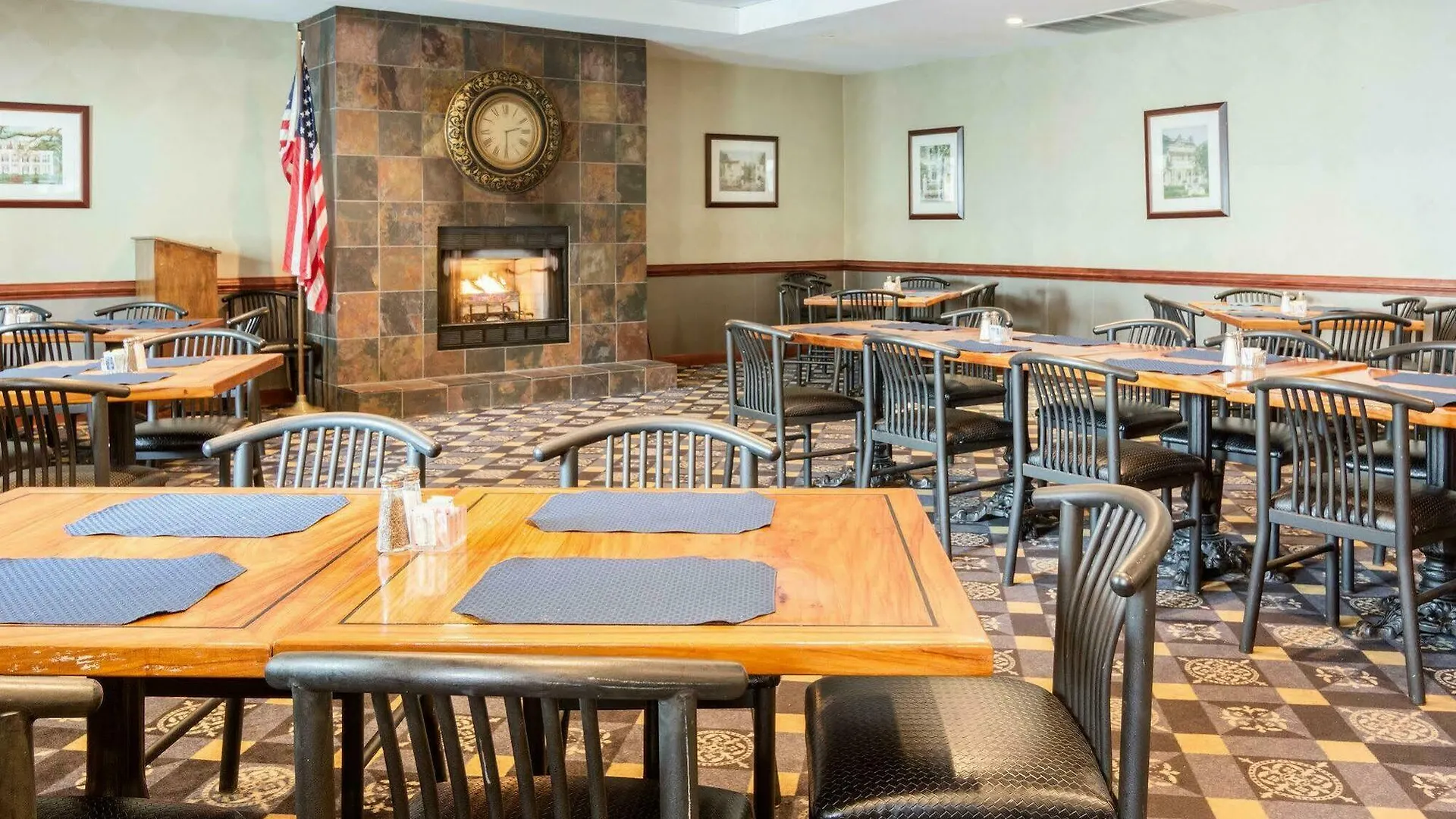 Best Western Williamsburg Historic District 3*,